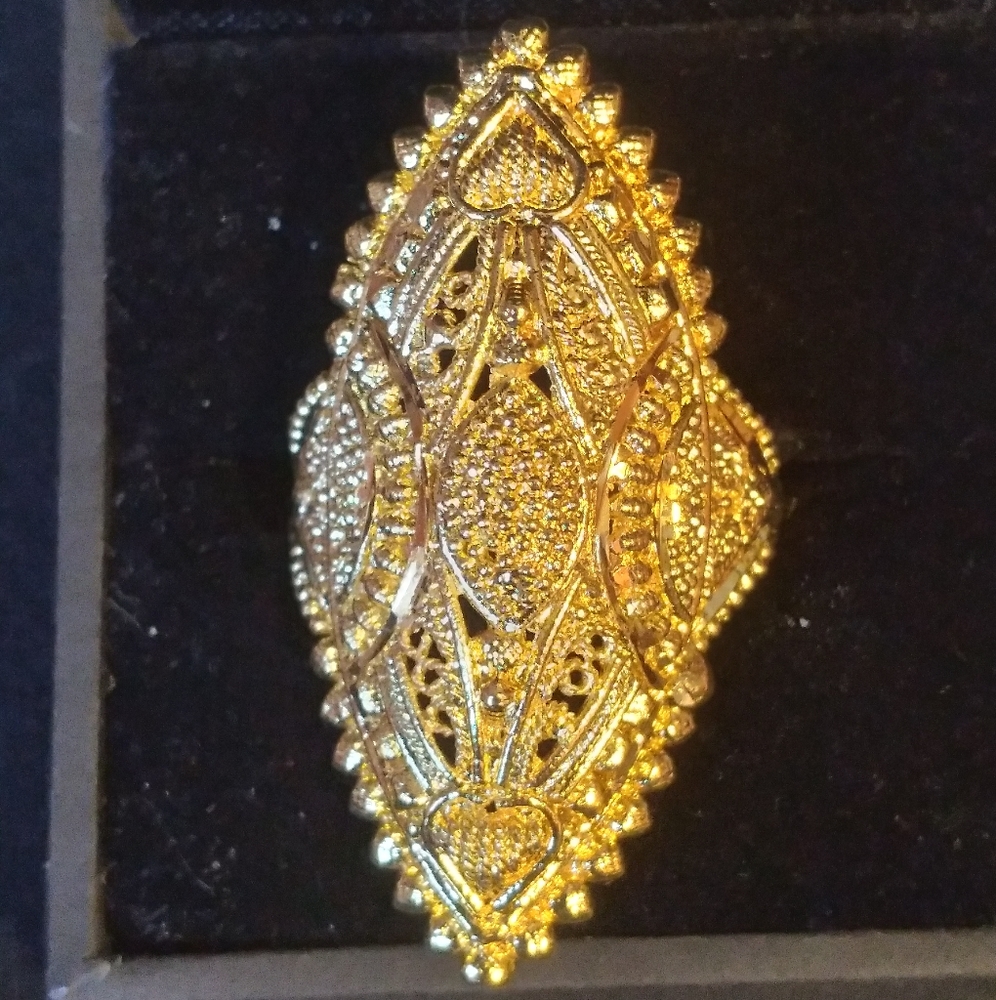💎 #6  AMAZING DUBAI Gold Adjustable Size LARGE Shield Ring 😯